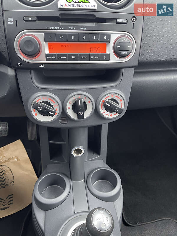 Хэтчбек Mitsubishi Colt 2012 в Луцке