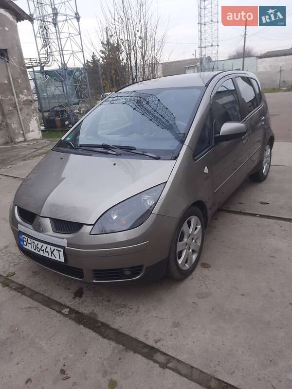 Mitsubishi Colt 2008