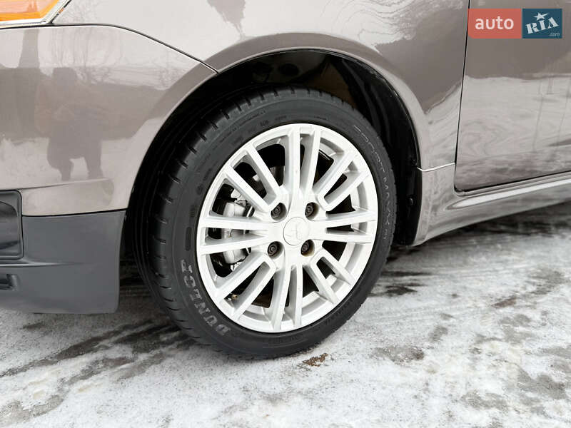 Хетчбек Mitsubishi Colt 2012 в Чернівцях