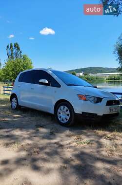 Хэтчбек Mitsubishi Colt 2009 в Могилев-Подольске