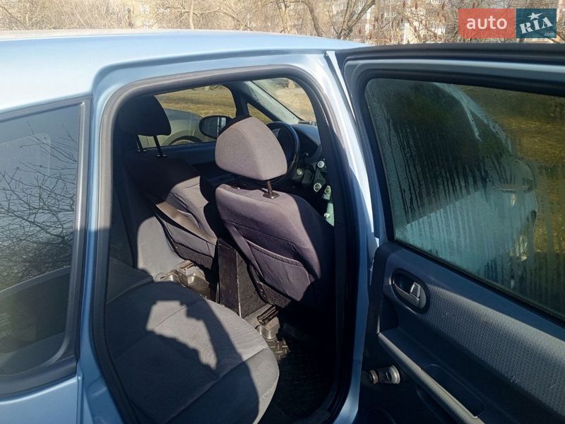 Хэтчбек Mitsubishi Colt 2006 в Борисполе фото 2 Хэтчбек Mitsubishi Colt 2006 в Борисполе