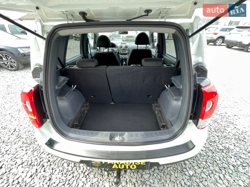 Хэтчбек Mitsubishi Colt 2012 в Черновцах