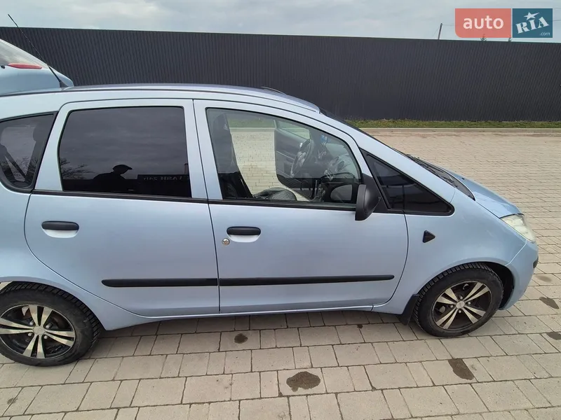 Mitsubishi Colt