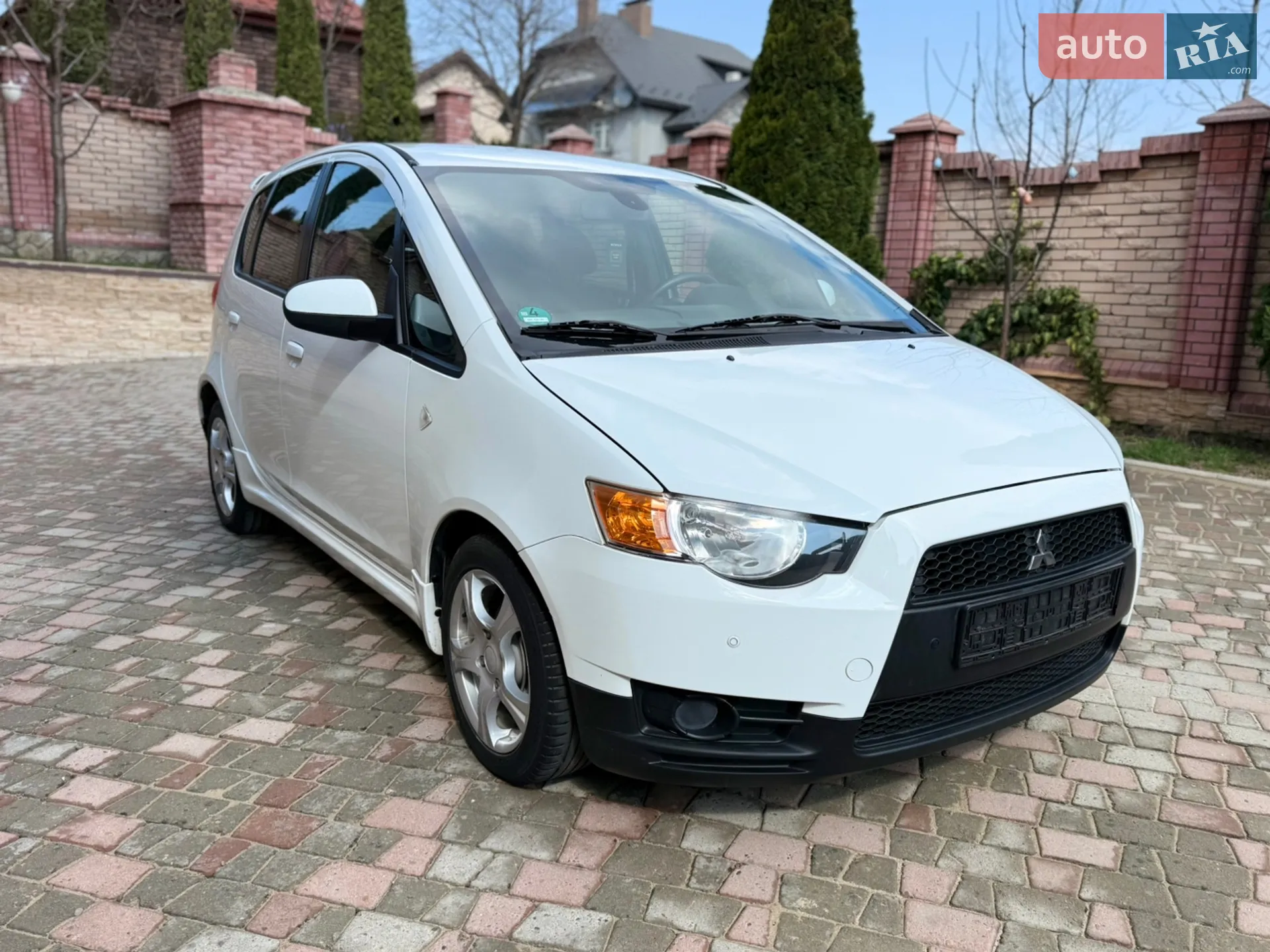 2010 Mitsubishi Colt - мініатюра 5