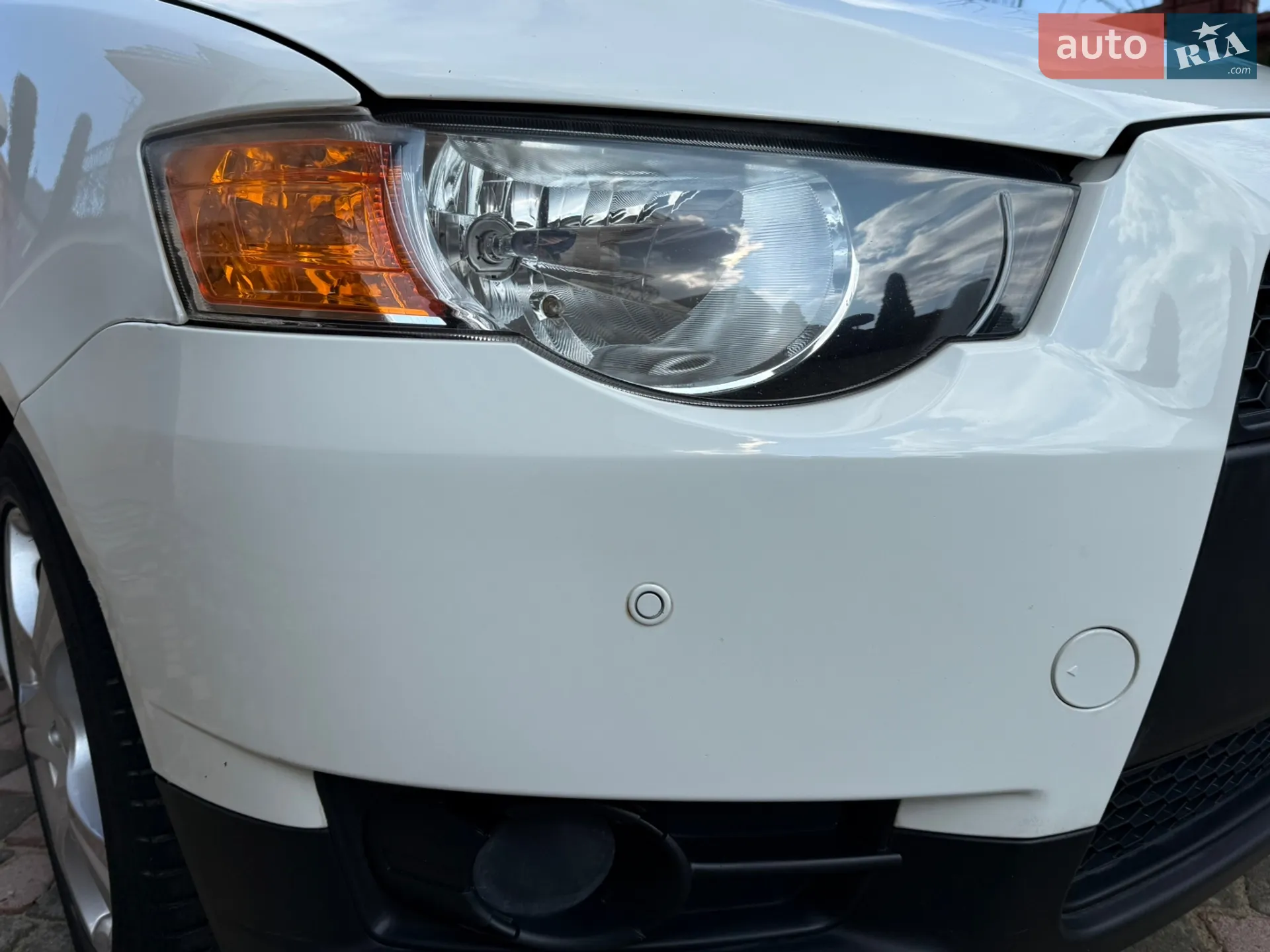2010 Mitsubishi Colt - мініатюра 41
