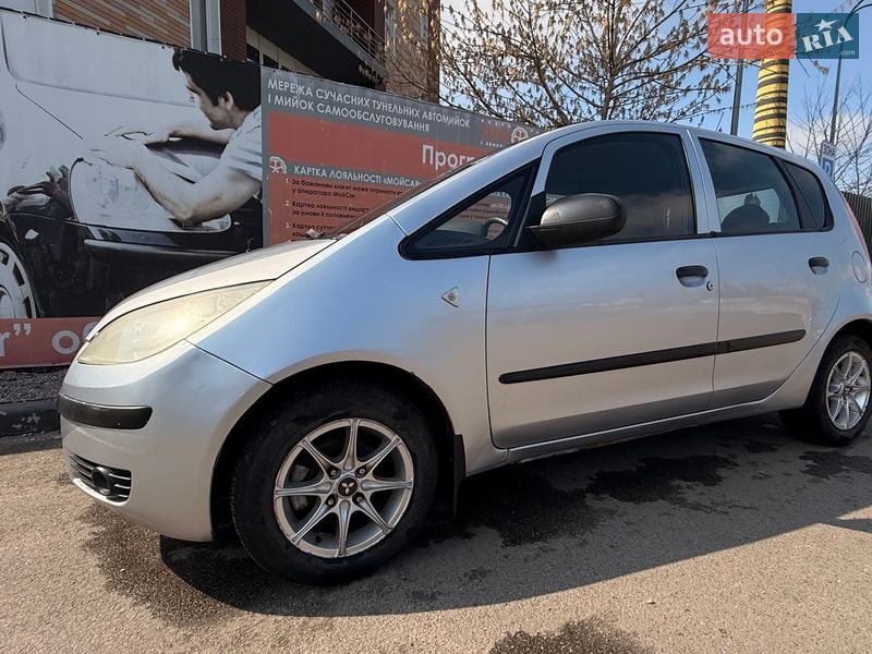 Хэтчбек Mitsubishi Colt 2007 в Киеве фото Хэтчбек Mitsubishi Colt 2007 в Киеве