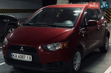 Хэтчбек Mitsubishi Colt 2009 в Киеве