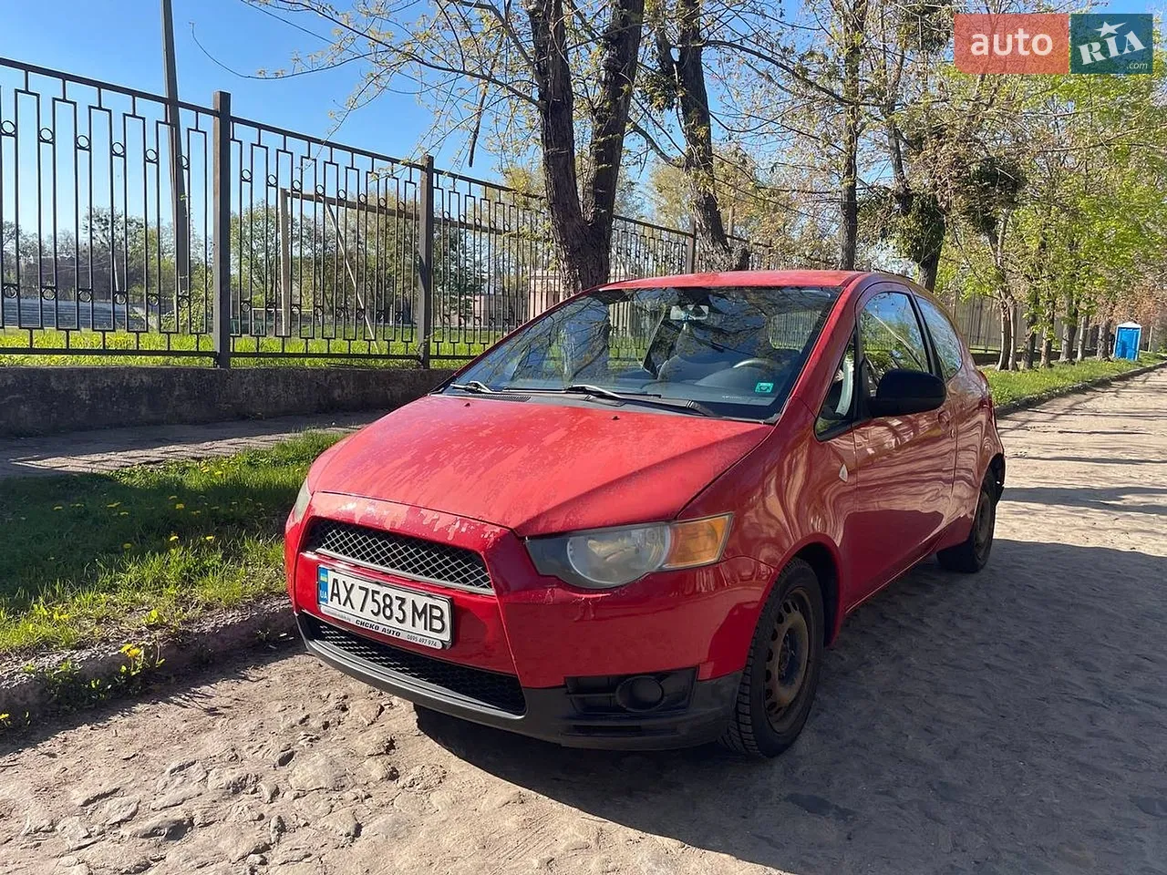 2010 Mitsubishi Colt - мініатюра 15