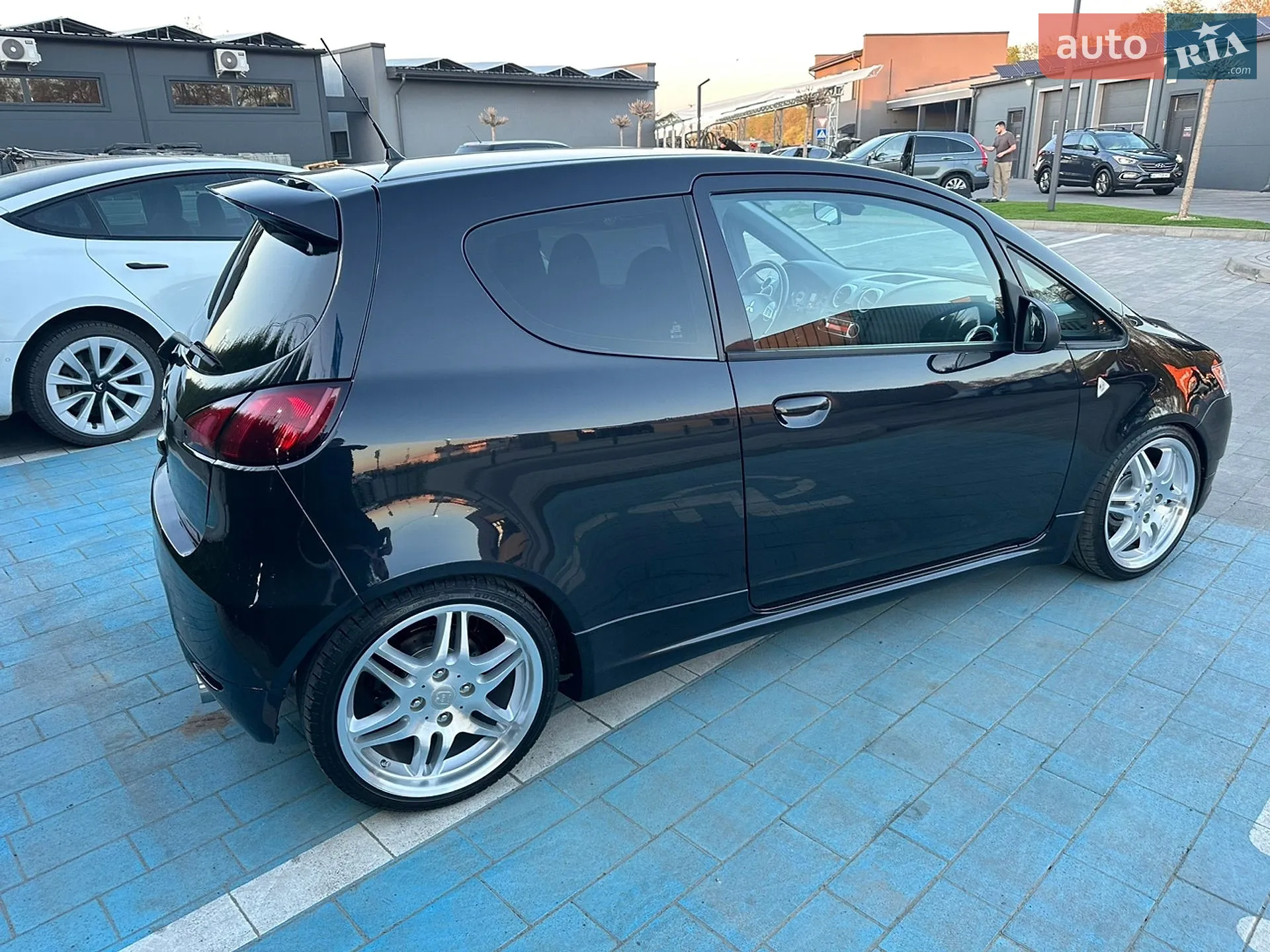 2012 Mitsubishi Colt - мініатюра 10