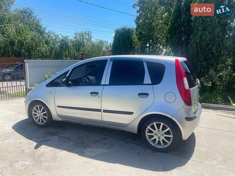 Mitsubishi Colt 2006