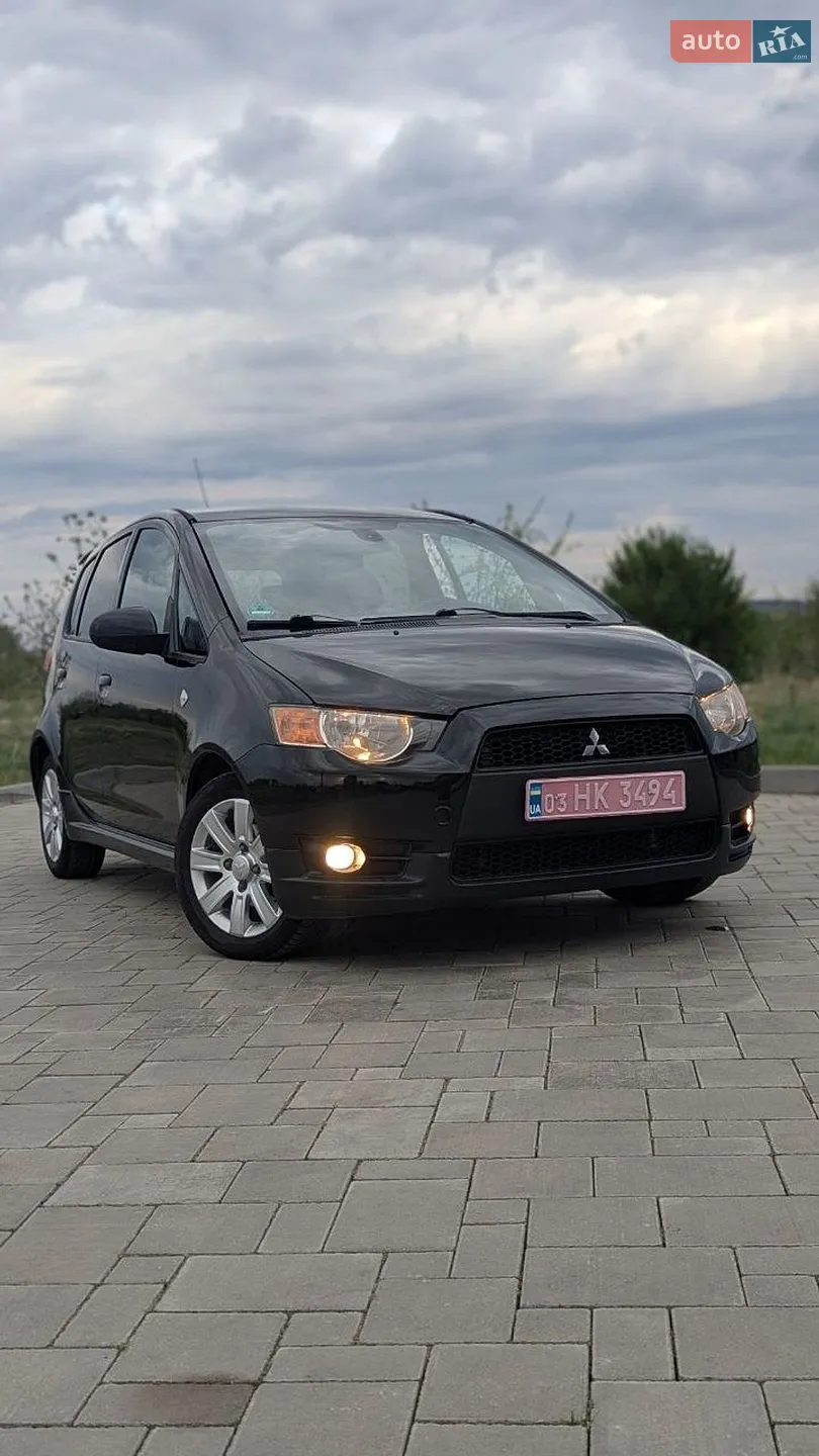 2010 Mitsubishi Colt - мініатюра 2