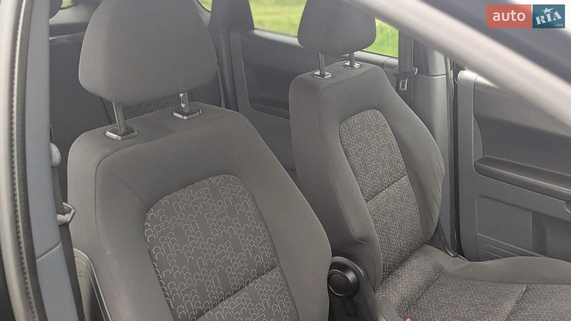 2010 Mitsubishi Colt - мініатюра 16