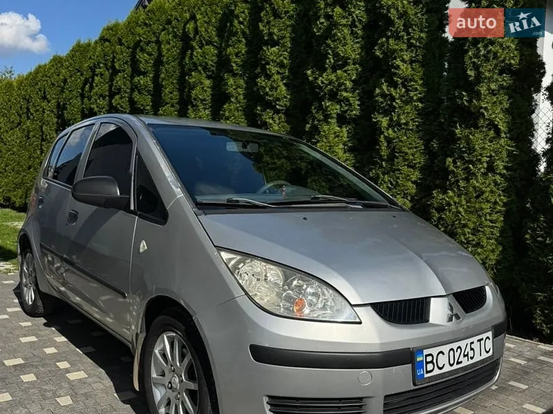 Mitsubishi Colt 2006