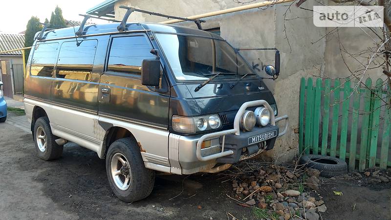 Минивэн Mitsubishi Delica 1992 в Одессе