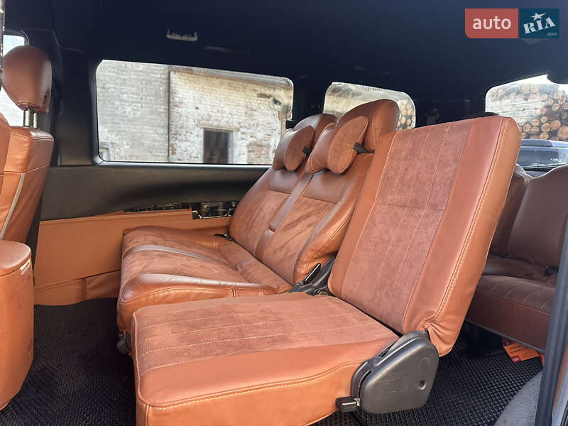 Минивэн Mitsubishi Delica 2001 в Ровно