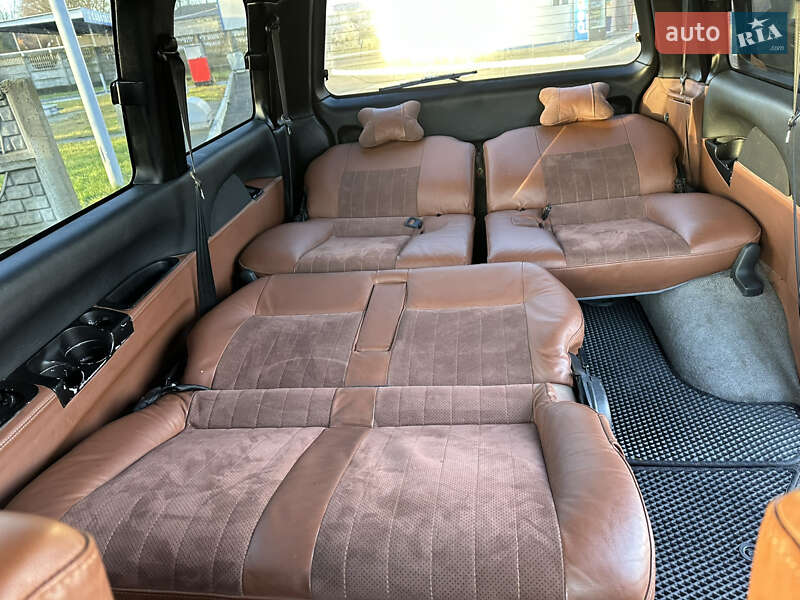 Минивэн Mitsubishi Delica 2001 в Ровно