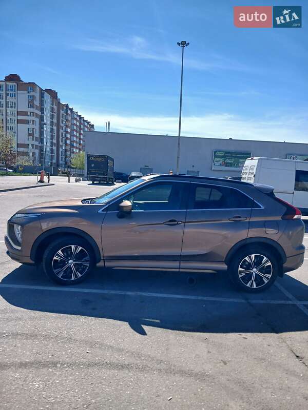 Внедорожник / Кроссовер Mitsubishi Eclipse Cross 2021 в Ивано-Франковске