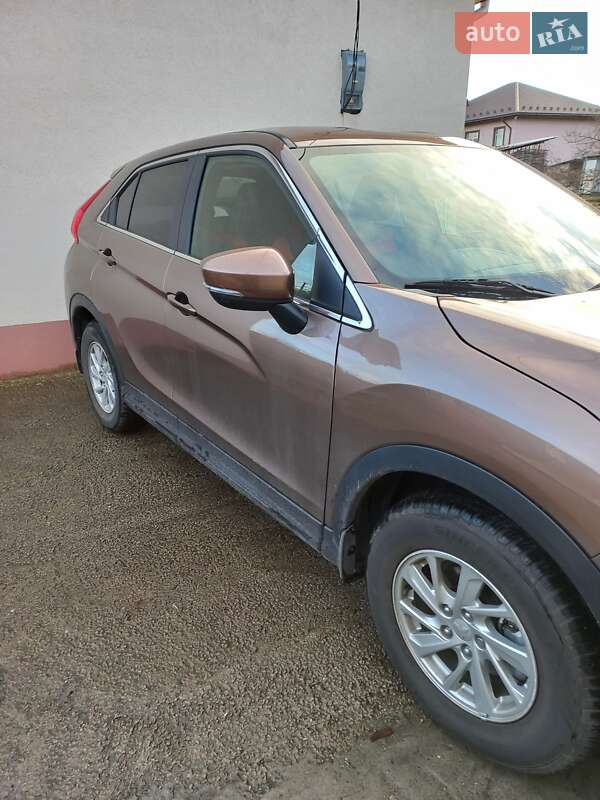 Внедорожник / Кроссовер Mitsubishi Eclipse Cross 2018 в Киеве