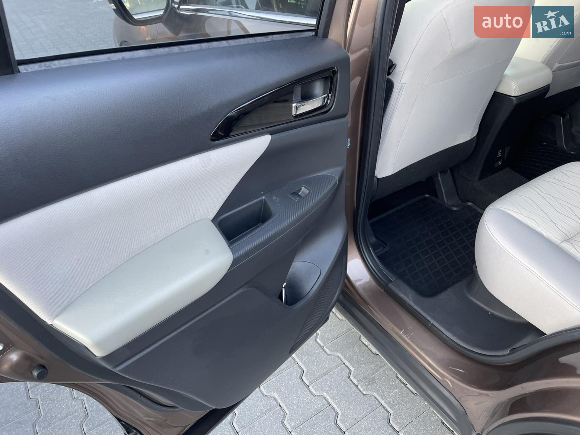 2019 Mitsubishi Eclipse Cross - мініатюра 11
