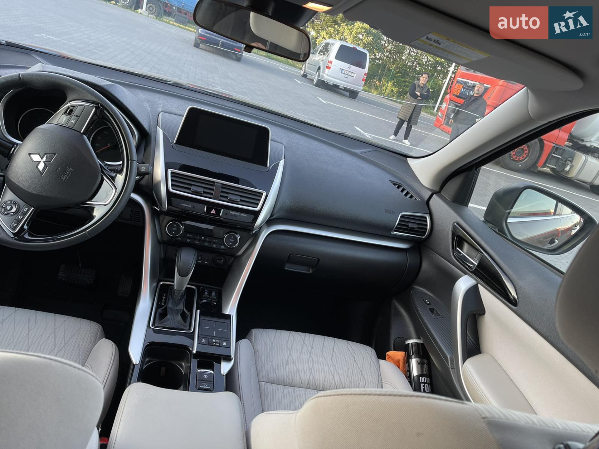 2019 Mitsubishi Eclipse Cross - мініатюра 14