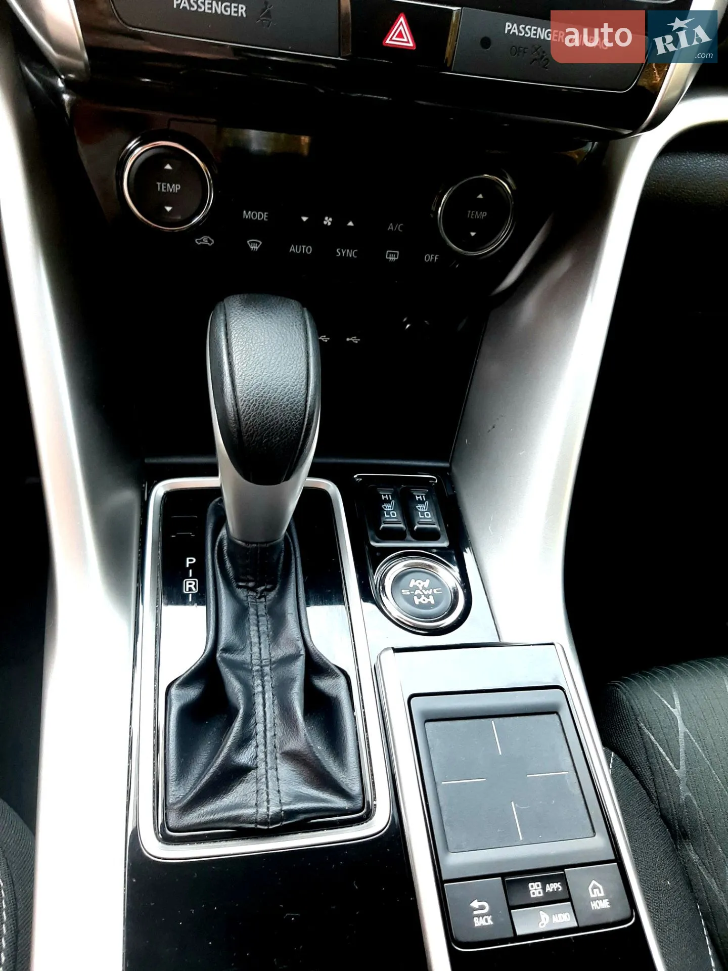 2018 Mitsubishi Eclipse Cross - мініатюра 13