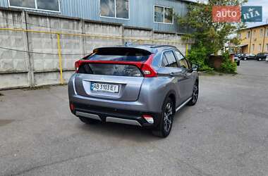 Внедорожник / Кроссовер Mitsubishi Eclipse Cross 2019 в 