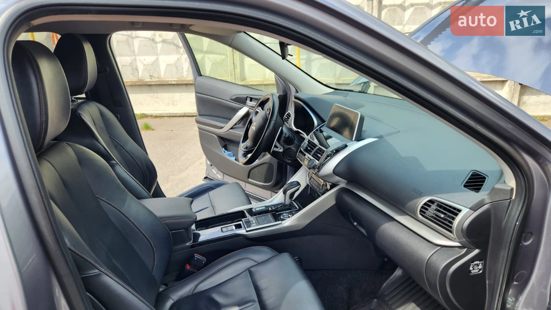 2019 Mitsubishi Eclipse Cross - мініатюра 8