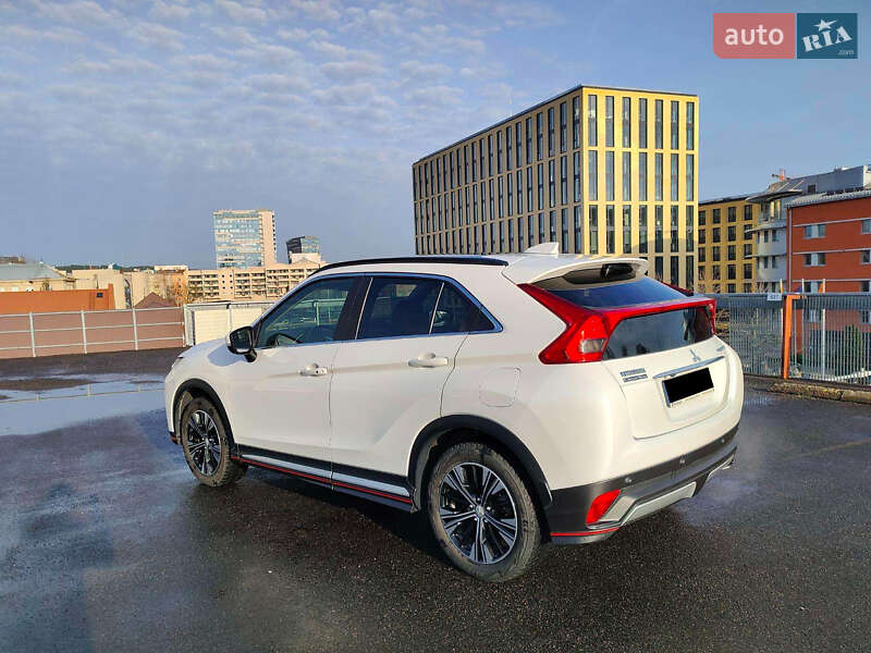 Внедорожник / Кроссовер Mitsubishi Eclipse Cross 2018 в Рахове фото 3 Внедорожник / Кроссовер Mitsubishi Eclipse Cross 2018 в Рахове