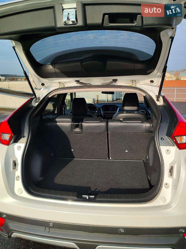 Внедорожник / Кроссовер Mitsubishi Eclipse Cross 2018 в Рахове фото 13 Внедорожник / Кроссовер Mitsubishi Eclipse Cross 2018 в Рахове