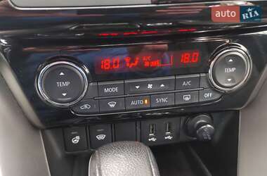 Внедорожник / Кроссовер Mitsubishi Eclipse Cross 2020 в 