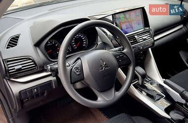 Позашляховик / Кросовер Mitsubishi Eclipse Cross 2021 в 
