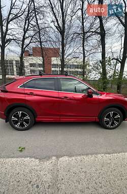 Позашляховик / Кросовер Mitsubishi Eclipse Cross 2021 в 