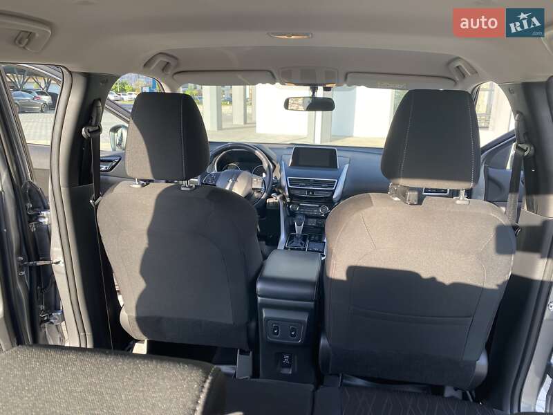 Позашляховик / Кросовер Mitsubishi Eclipse Cross 2020 в Черкасах фото 31 Позашляховик / Кросовер Mitsubishi Eclipse Cross 2020 в Черкасах
