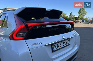 Внедорожник / Кроссовер Mitsubishi Eclipse Cross 2018 в 