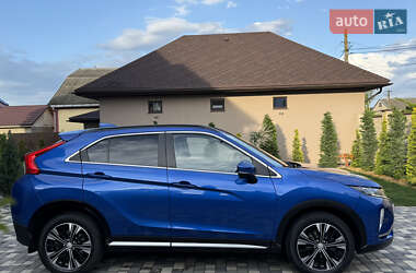 Внедорожник / Кроссовер Mitsubishi Eclipse Cross 2020 в 