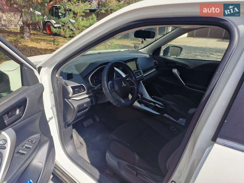 Внедорожник / Кроссовер Mitsubishi Eclipse Cross 2020 в Каменском
