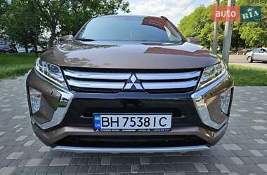 Позашляховик / Кросовер Mitsubishi Eclipse Cross 2018 в 