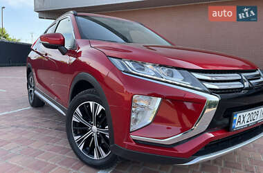 Позашляховик / Кросовер Mitsubishi Eclipse Cross 2020 в 