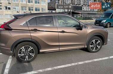 Внедорожник / Кроссовер Mitsubishi Eclipse Cross 2021 в 
