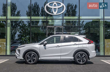 Внедорожник / Кроссовер Mitsubishi Eclipse Cross 2023 в 