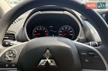 Внедорожник / Кроссовер Mitsubishi Eclipse Cross 2018 в 