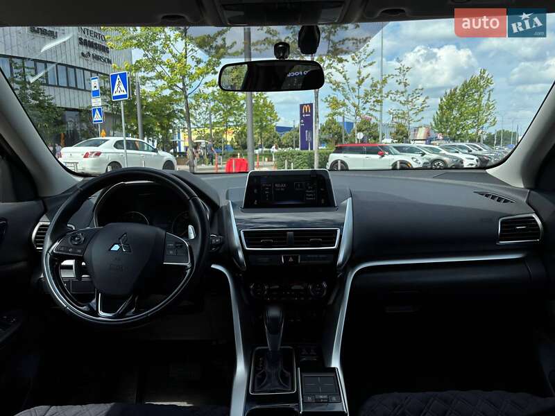 Внедорожник / Кроссовер Mitsubishi Eclipse Cross 2020 в Киеве