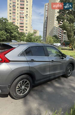 Внедорожник / Кроссовер Mitsubishi Eclipse Cross 2020 в 