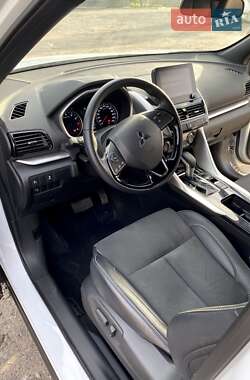 Внедорожник / Кроссовер Mitsubishi Eclipse Cross 2021 в 