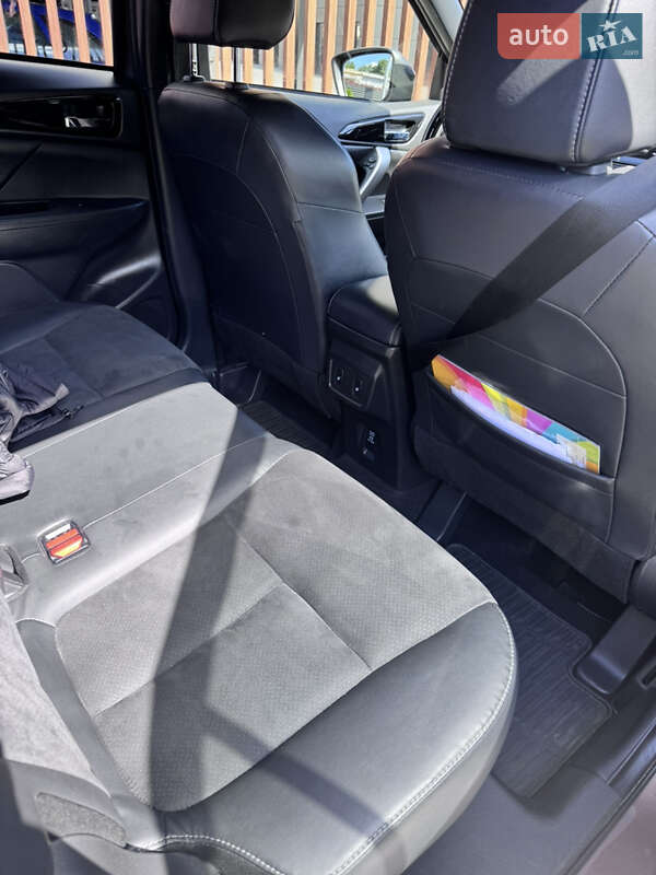 Внедорожник / Кроссовер Mitsubishi Eclipse Cross 2021 в Черкассах