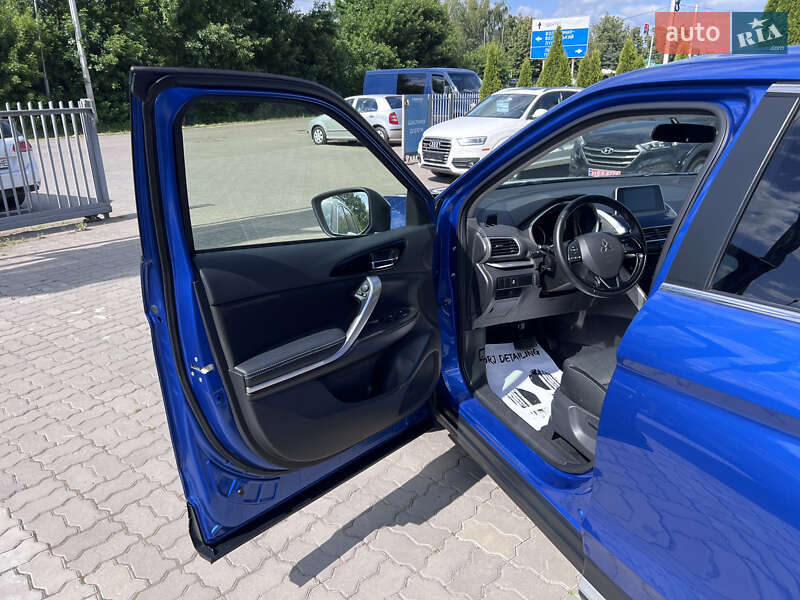 Позашляховик / Кросовер Mitsubishi Eclipse Cross 2018 в Нововолинську
