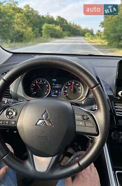 Внедорожник / Кроссовер Mitsubishi Eclipse Cross 2022 в 