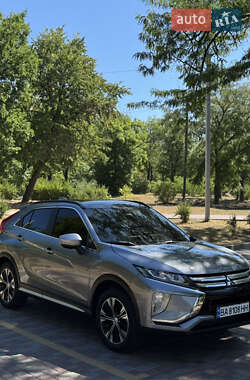 Внедорожник / Кроссовер Mitsubishi Eclipse Cross 2018 в 