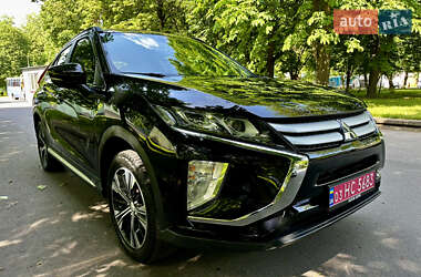 Внедорожник / Кроссовер Mitsubishi Eclipse Cross 2018 в 