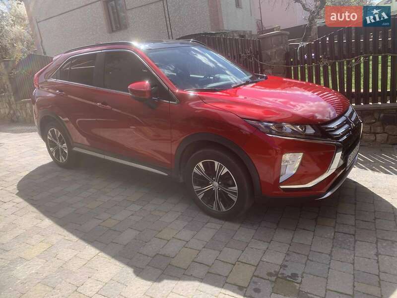 Внедорожник / Кроссовер Mitsubishi Eclipse Cross 2018 в 